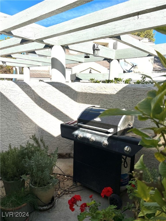 Las Vegas, Nevada 89117, United States, 2 Bedrooms Bedrooms, ,2 BathroomsBathrooms,Residential,Active,27241