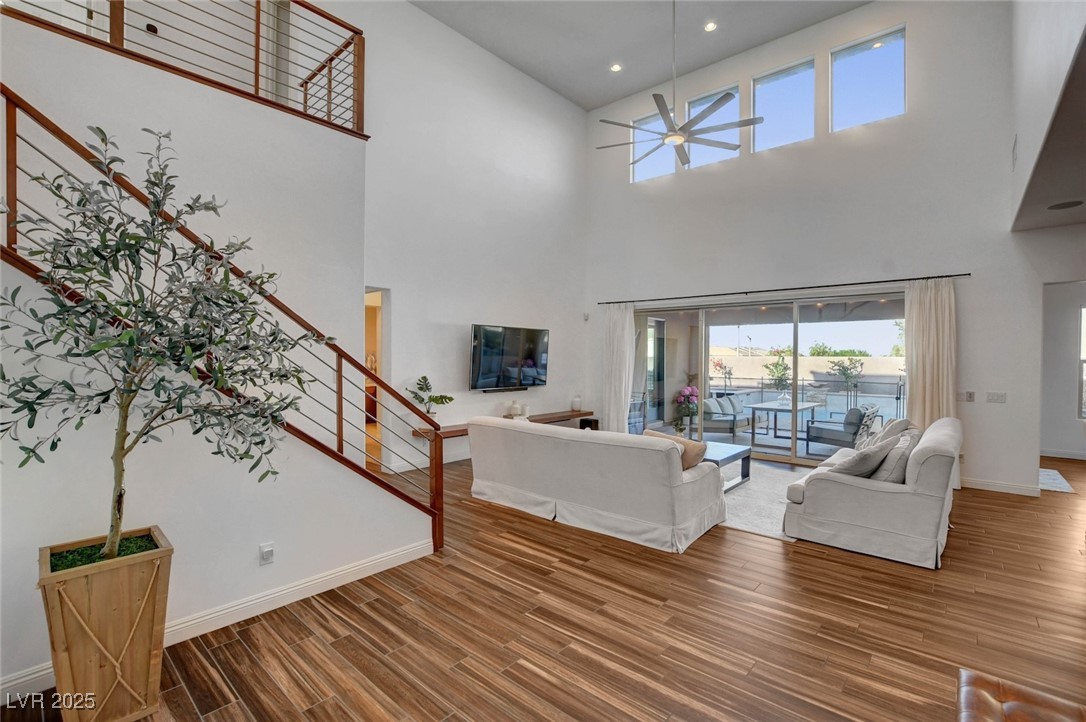 5906 Sky Ridge Falls Drive