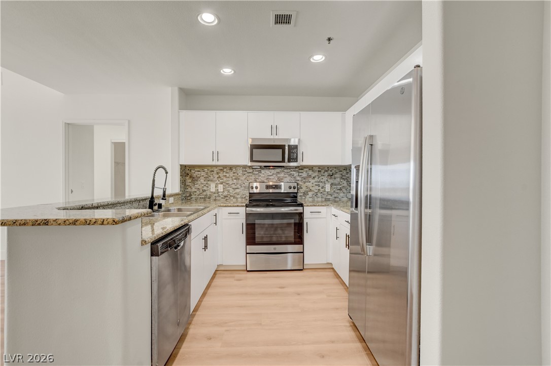 8255 LAS VEGAS Boulevard 618