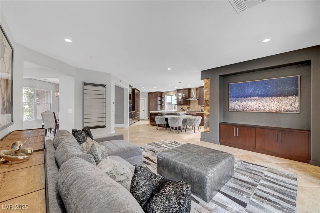 Las Vegas, Nevada 89144, United States, 4 Bedrooms Bedrooms, ,4 BathroomsBathrooms,Residential,Pending,10021