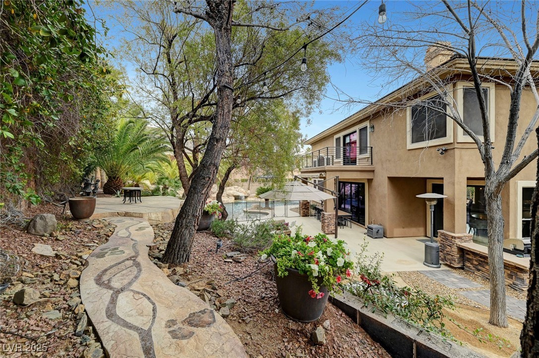 Las Vegas, Nevada 89144, United States, 4 Bedrooms Bedrooms, ,4 BathroomsBathrooms,Residential,Pending,10021