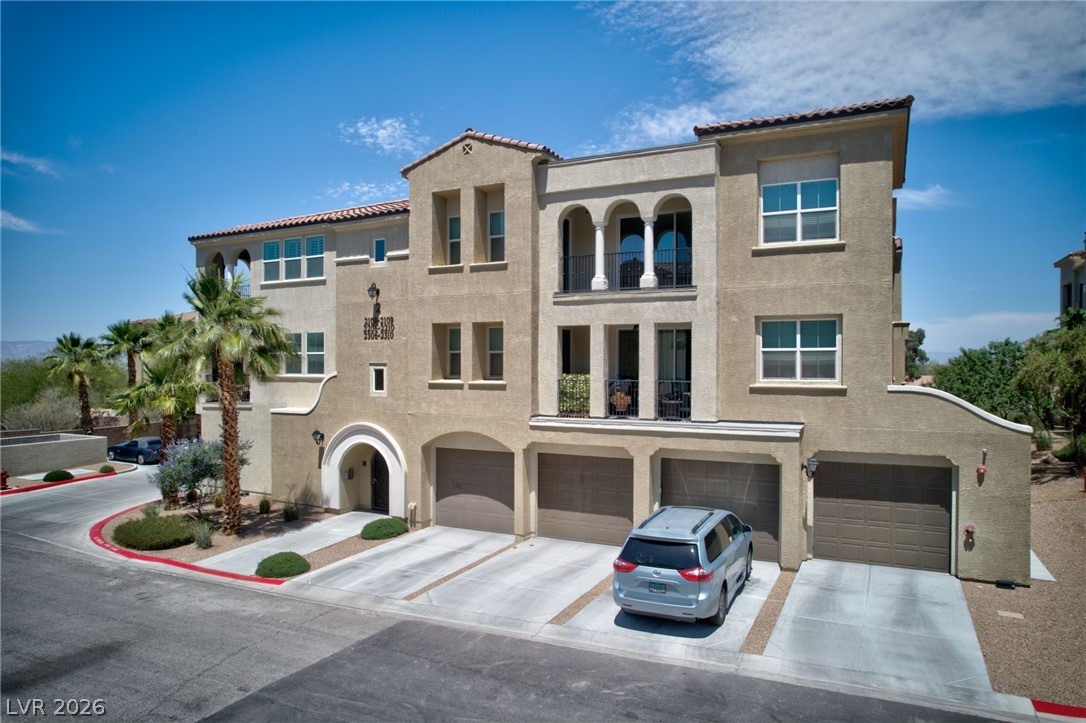 2555 Hampton Road 2208