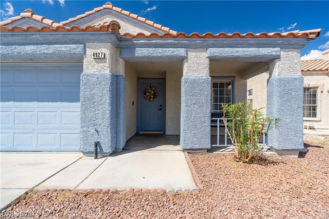 4927 Rancho Domingo Court