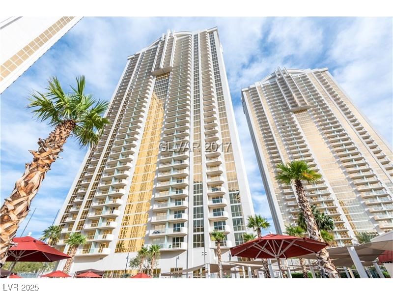 135 E Harmon Avenue 219