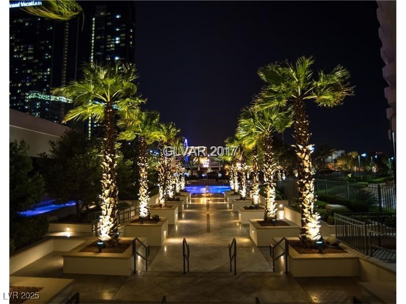 135 E Harmon Avenue 219