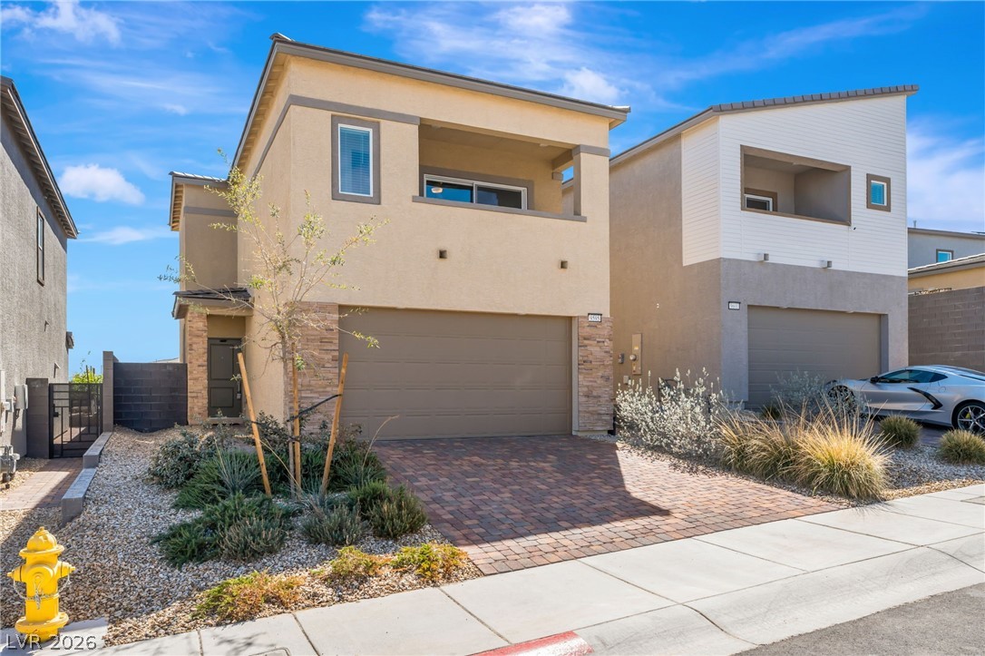 9595 Elijah Pointe Avenue