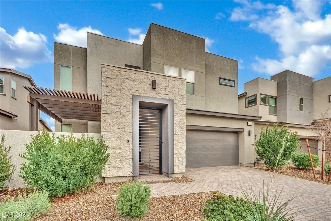 612 Emerson Creek Court