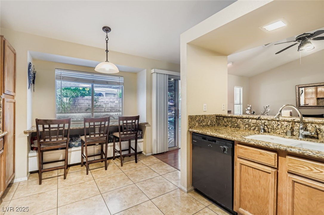 Henderson, Nevada 89014, United States, 3 Bedrooms Bedrooms, ,3 BathroomsBathrooms,Residential,Active,241361