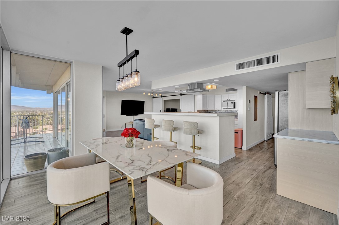 3111 Bel Air Drive 8D