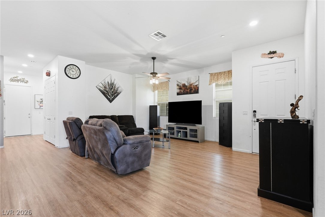 722 Orange Plume Walk