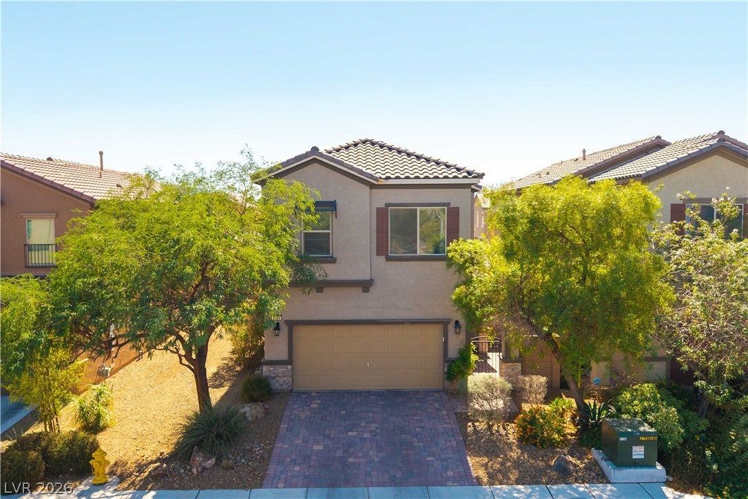 2589 Champagne Topaz Lane