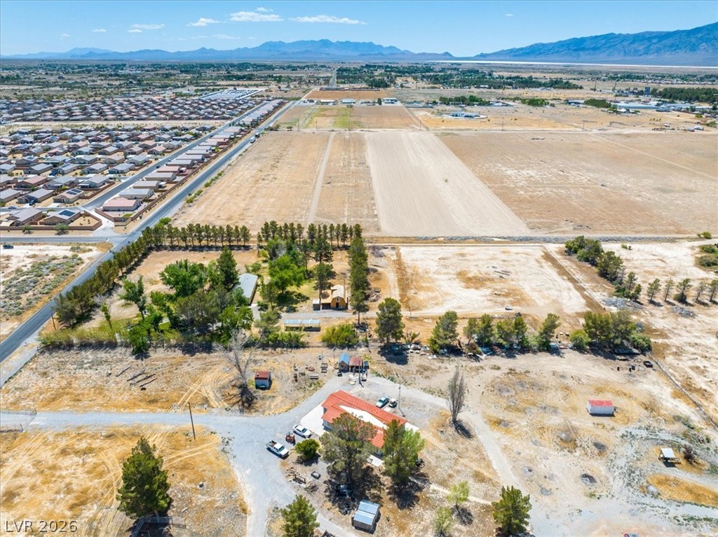 5220 Squaw Valley *5 ACRES*