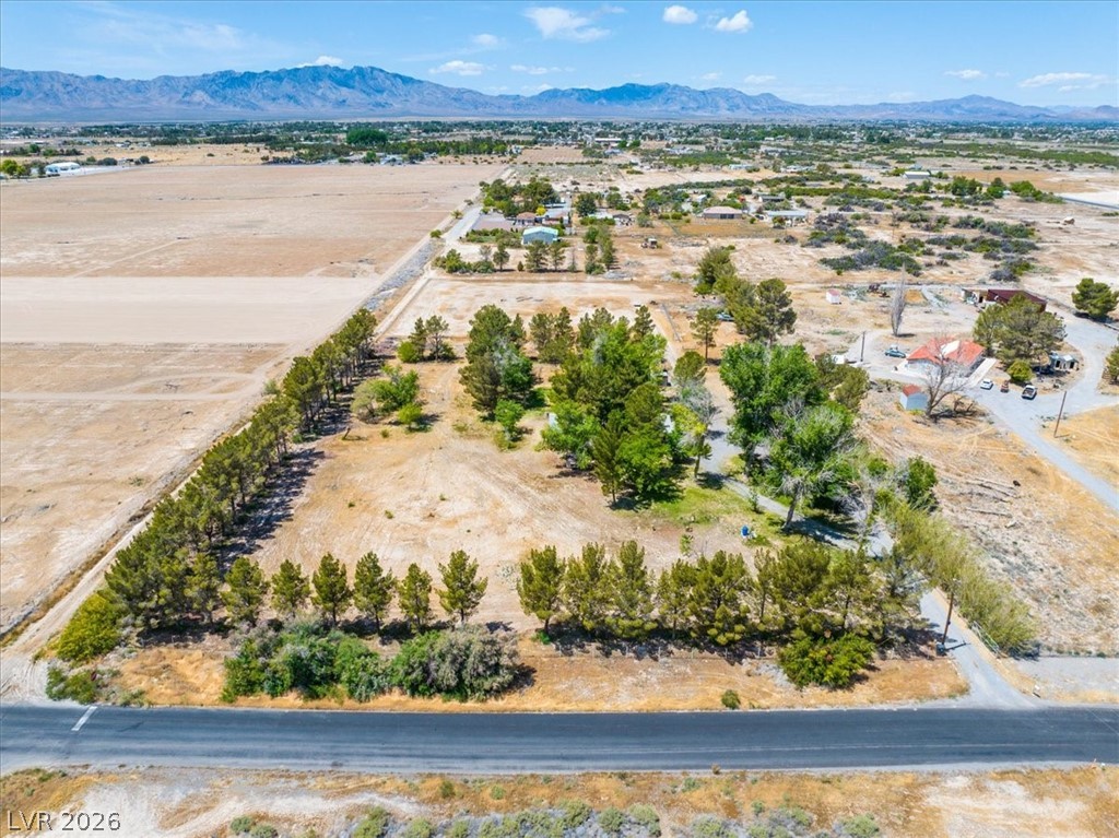 5220 Squaw Valley *5 ACRES*