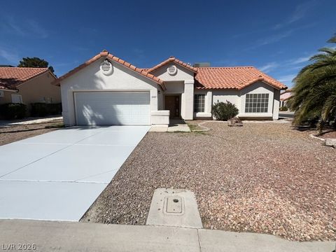 Homes For Rent - 3927 Broken Oak Lane<br/> North Las Vegas, NV 89032