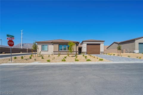 Homes For Sale - 5117 Dusk Skyscape Street<br/> Las Vegas, NV 89149