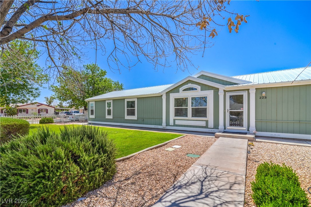 223 E Alma Avenue