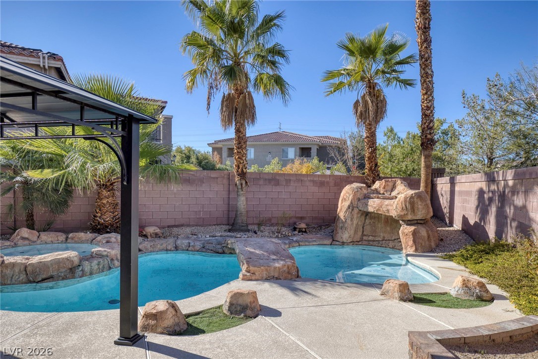 6784 Coronado Crest Avenue