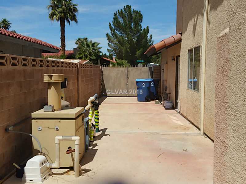 Las Vegas, Nevada 89103, United States, 4 Bedrooms Bedrooms, ,3 BathroomsBathrooms,Residential,Pending,76185