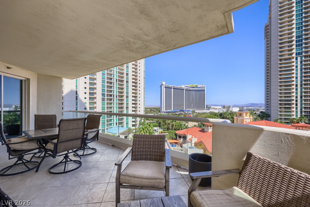 2747 Paradise Road 705