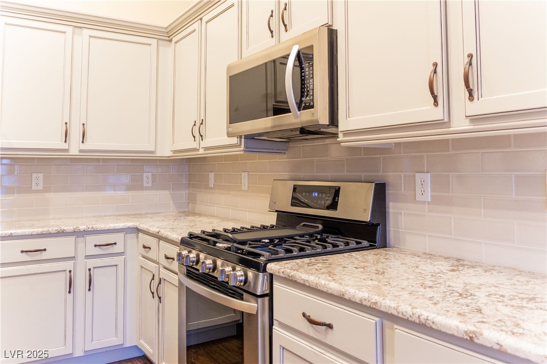 Properties 2 10941 Sospel Place
