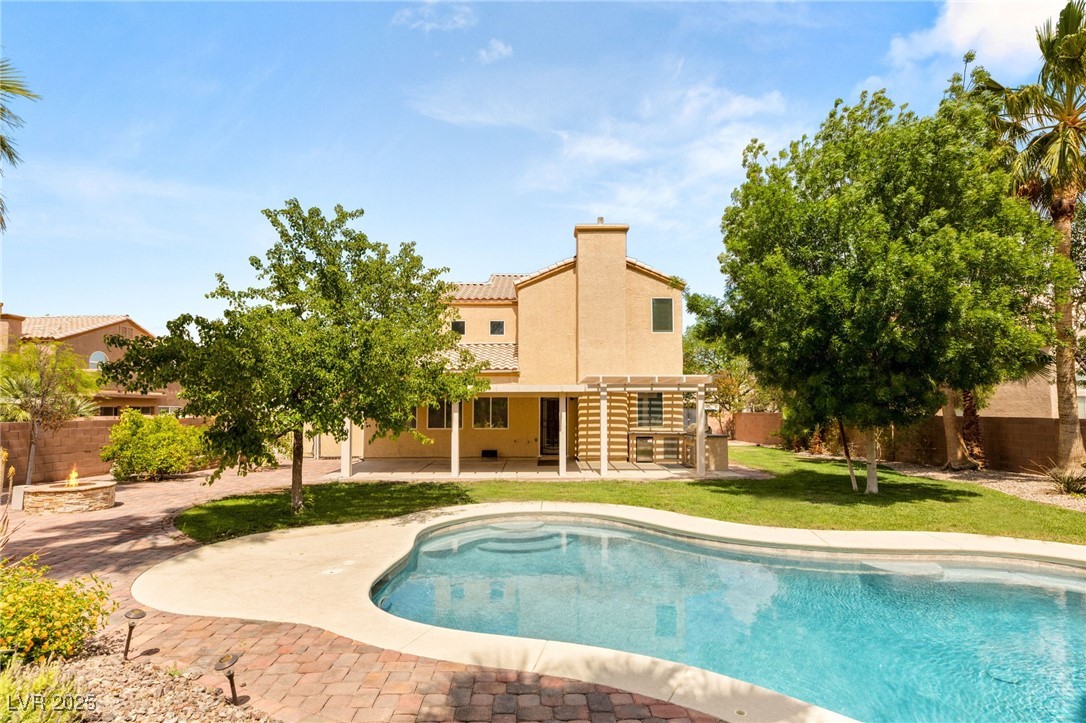 215 Sunlight Peak Street, Henderson, Nevada image 30