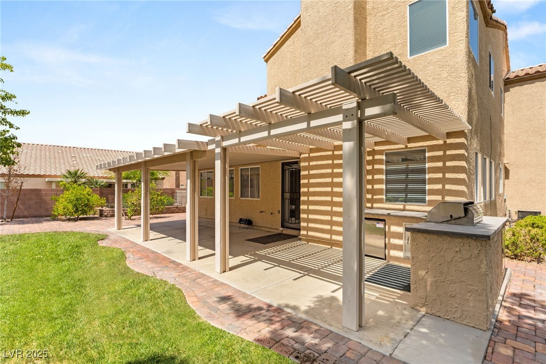 215 Sunlight Peak Street, Henderson, Nevada image 32