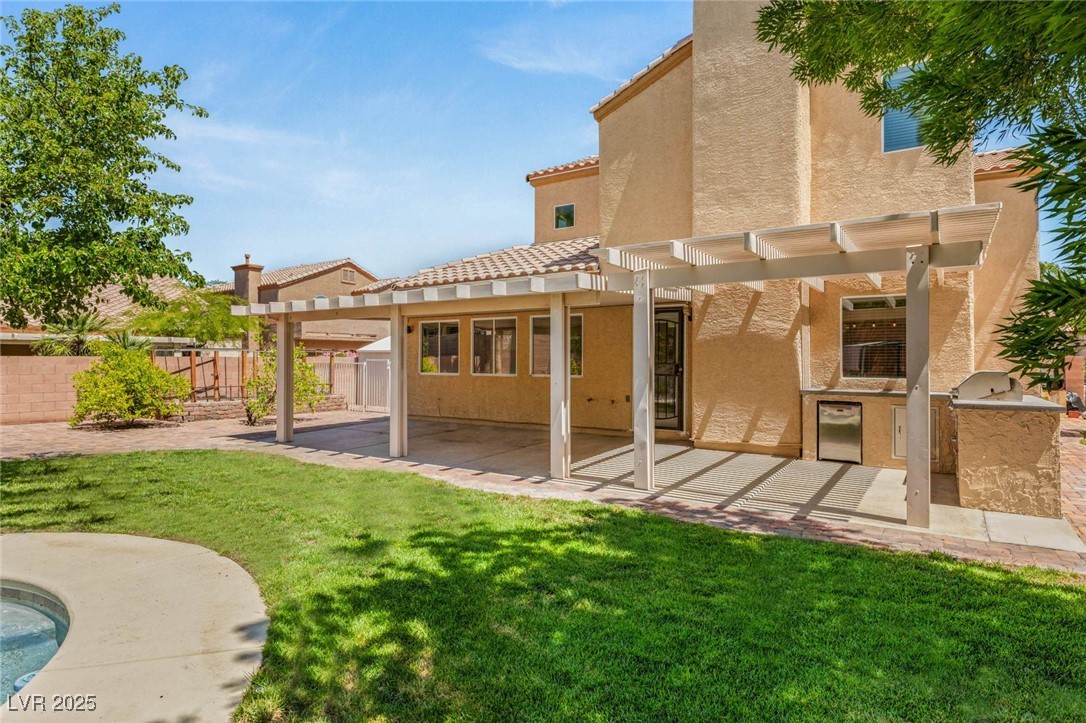 215 Sunlight Peak Street, Henderson, Nevada image 31