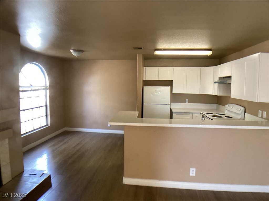 2982 Juniper Hills Boulevard 202