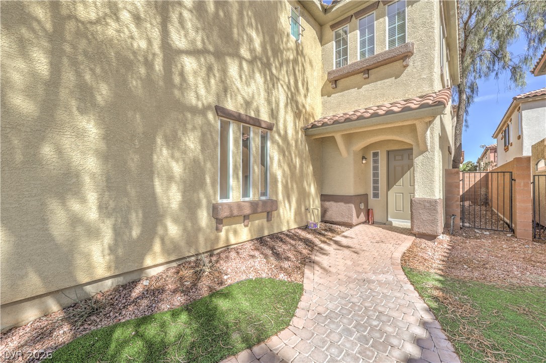 8928 NAUTILUS VISTA Court
