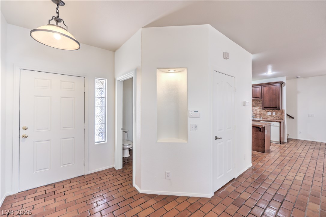 8928 NAUTILUS VISTA Court
