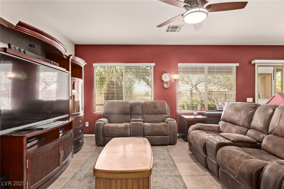 Properties 4 3447 Halter Drive