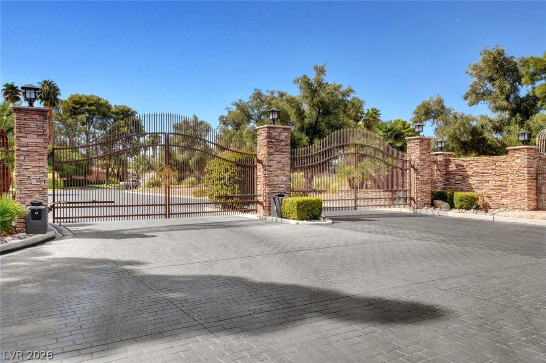 2867 Geary Place 3004
