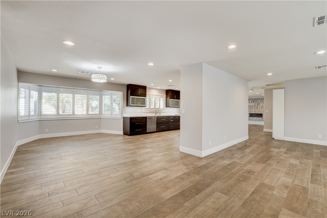 4207 Ridgecrest Drive