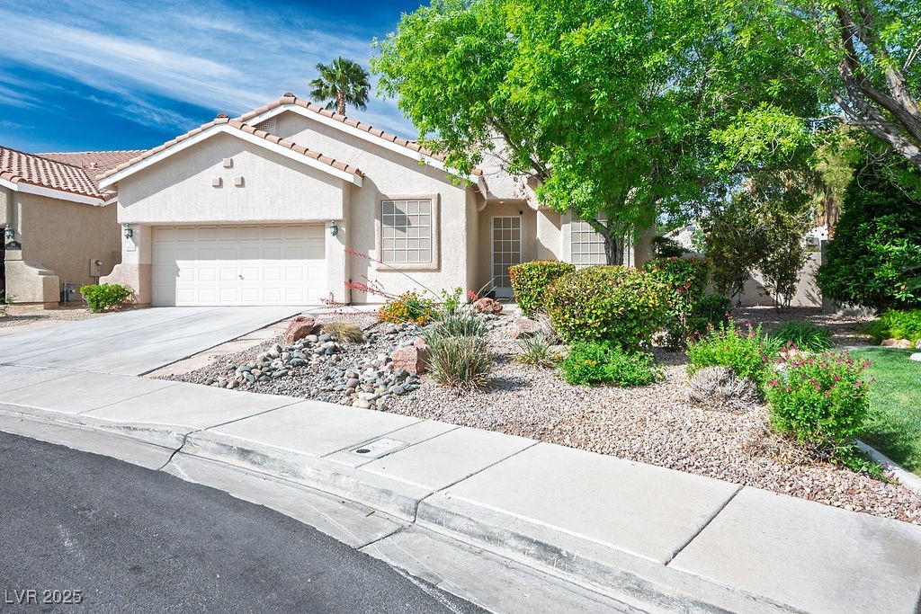 1978 Kachina Mountain Drive, Henderson, Nevada image 9
