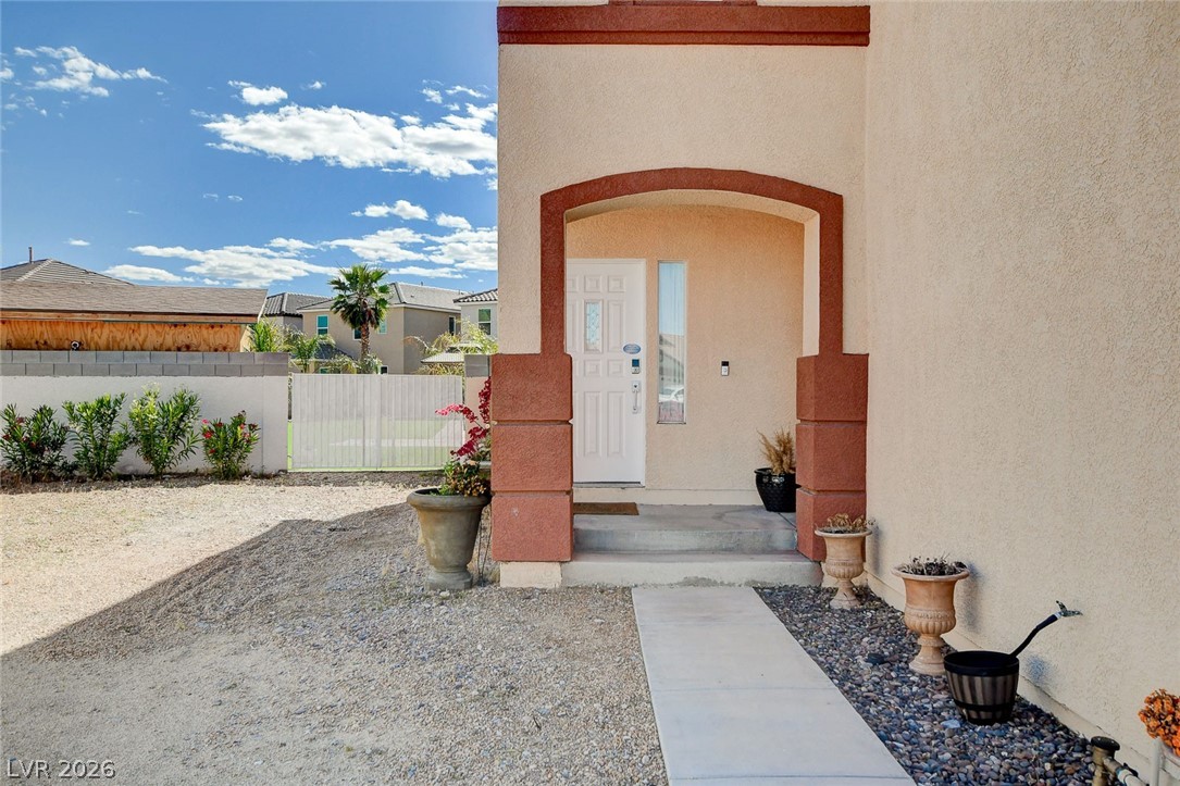 9083 Iron Crow Avenue