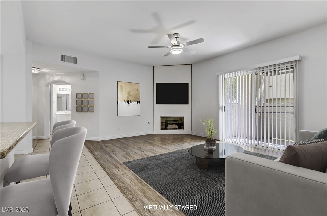 2975 Bluegrass Lane #811, Henderson, Nevada image 4