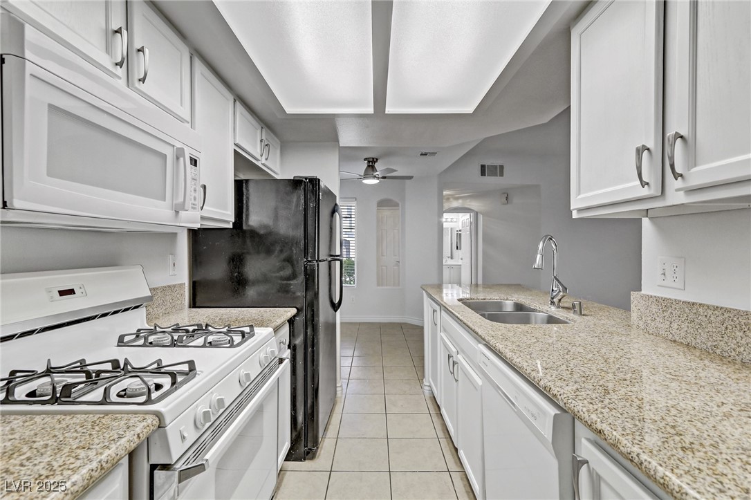 2975 Bluegrass Lane #811, Henderson, Nevada image 11