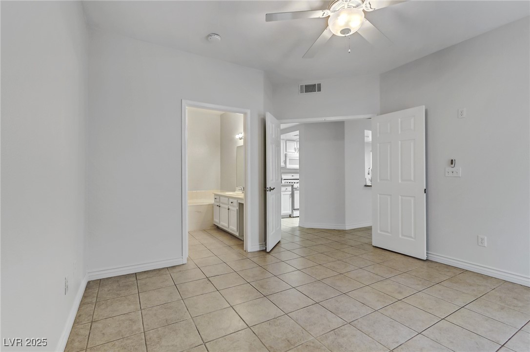 2975 Bluegrass Lane #811, Henderson, Nevada image 15