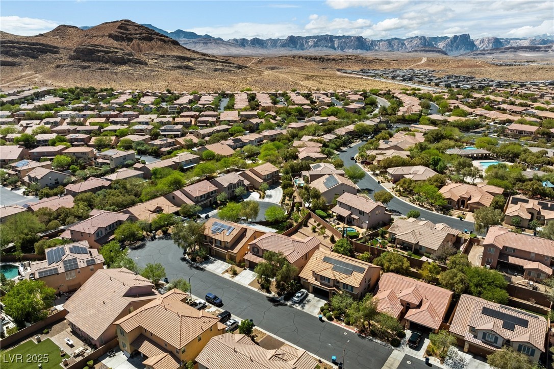 10281 Wolves Den Lane, Las Vegas, Nevada image 40