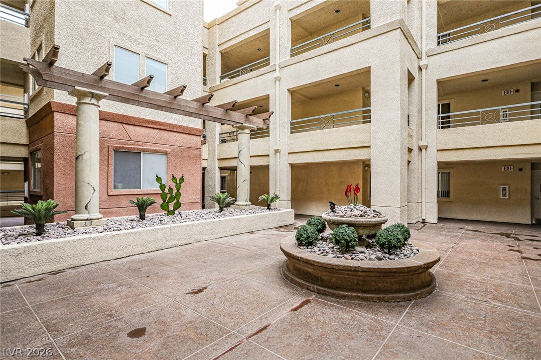 210 E Flamingo Road 126