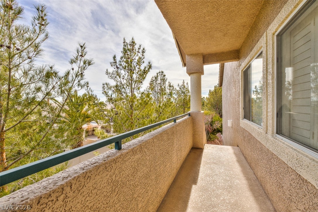 2000 QUARTZ CLIFF Street 203