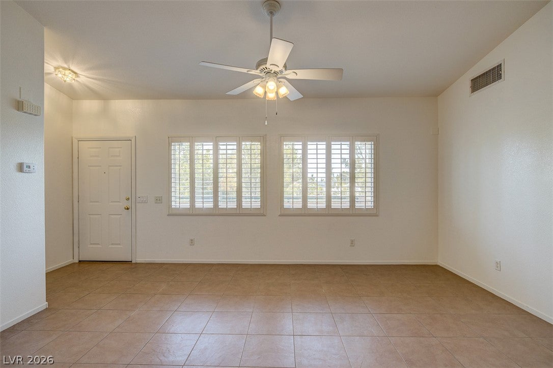 2000 QUARTZ CLIFF Street 203