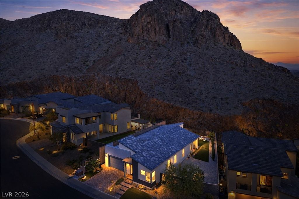 Photo of 1917 Regal Bluff Drive, Henderson, NV 89052 (MLS # 2766928)