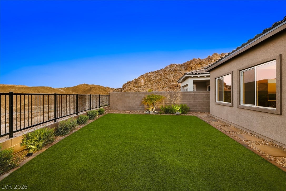 66 Ibiza Lake Drive