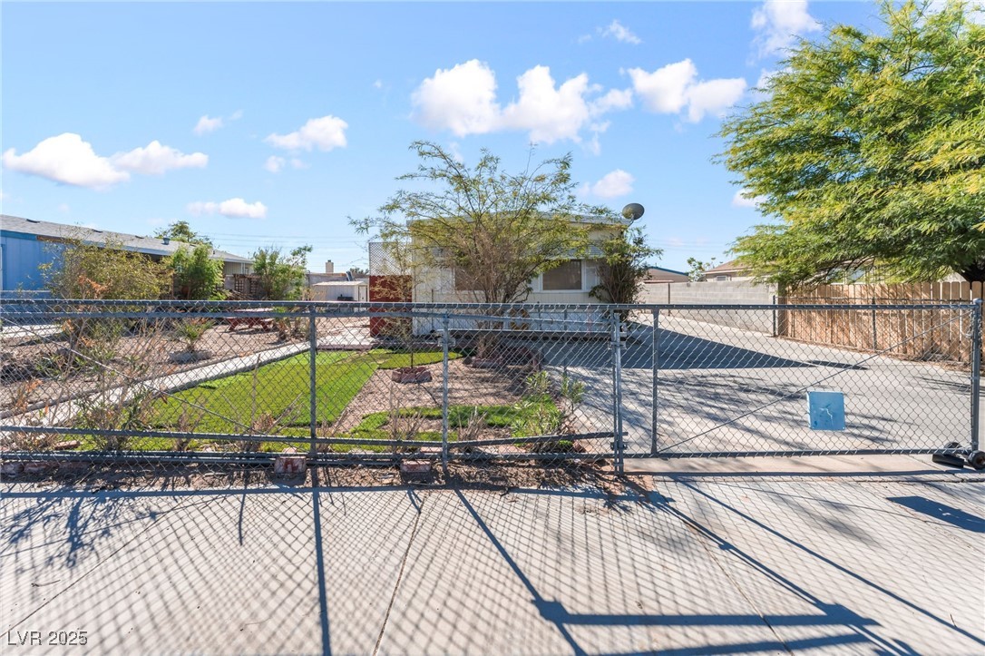 6041 Rocky Mountain Avenue