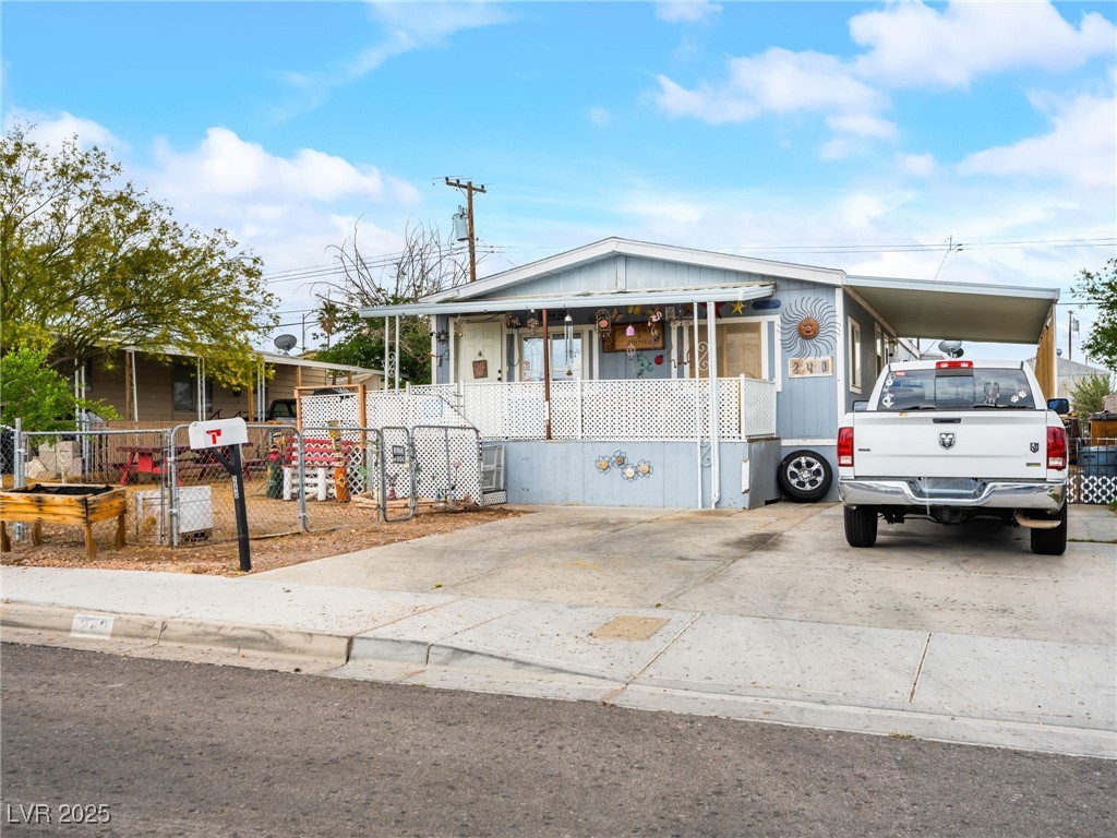 240 Navajo Drive, Henderson, Nevada image 6