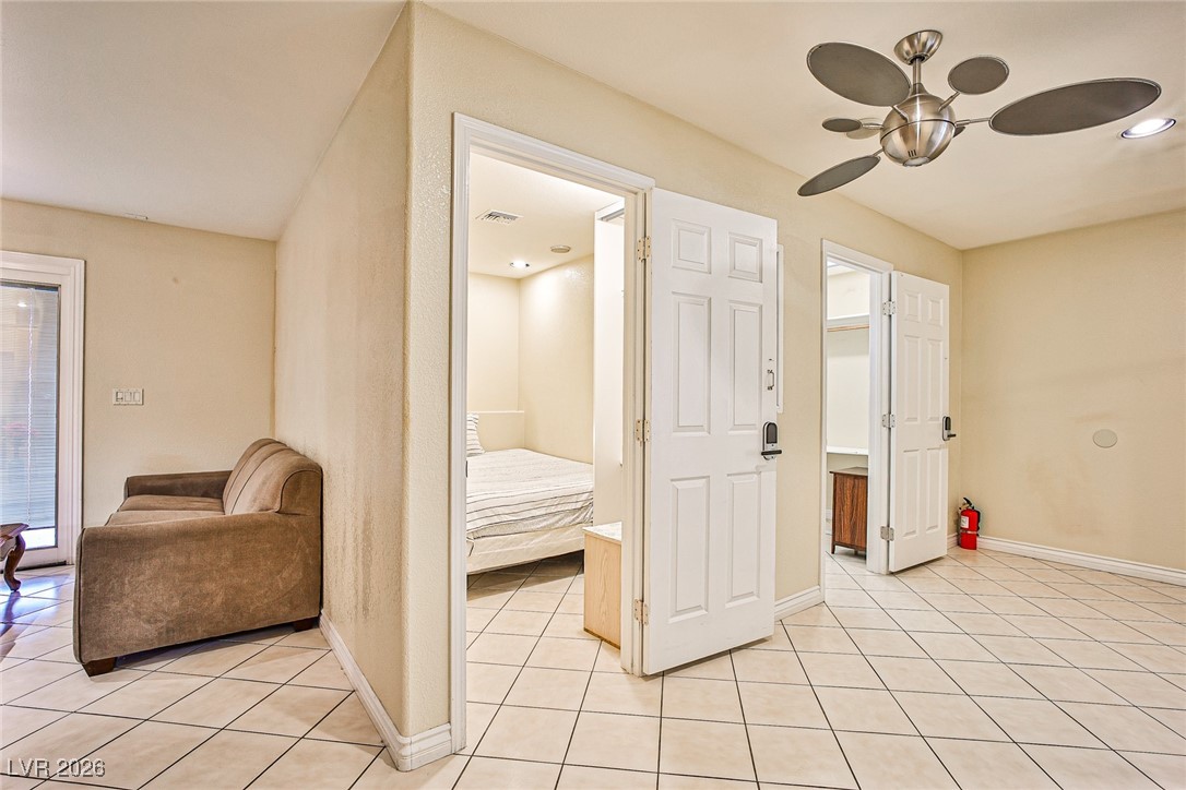 6969 Grassy Knoll Street