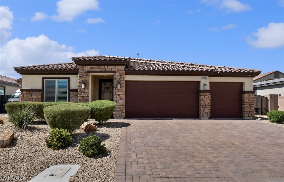 7809 Mazarine Street