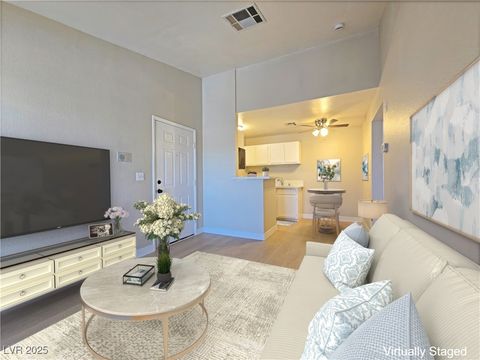 Photo of 5171 Lindell Road #202, Las Vegas, NV 89118 (MLS # 2731304) Photo of 5171 Lindell Road #202, Las Vegas, NV 89118 (MLS # 2731304)