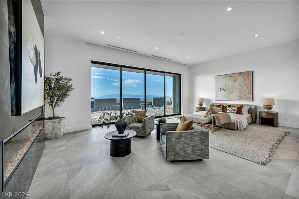 Photo of 8 Cloudloft Court, Henderson, NV 89012 (MLS # 2777297)